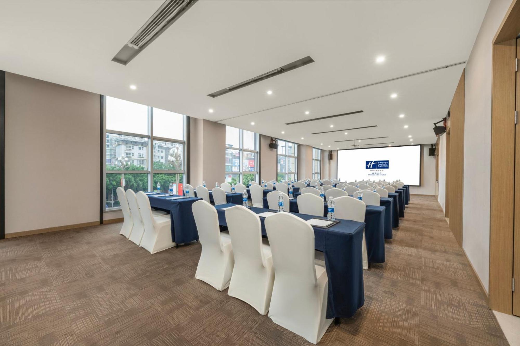 Holiday Inn Express - Xichang City Center By Ihg Exteriér fotografie