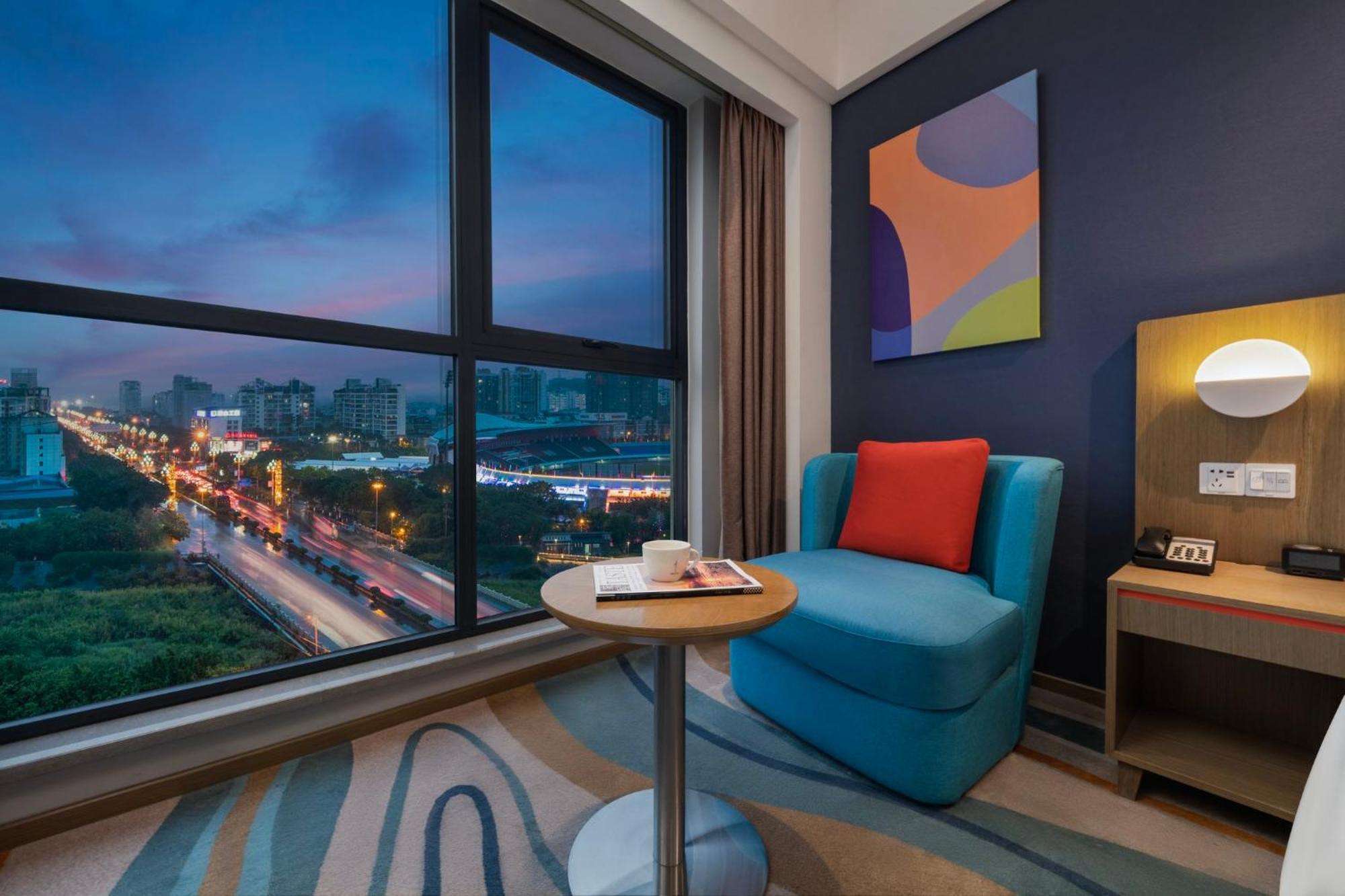 Holiday Inn Express - Xichang City Center By Ihg Exteriér fotografie