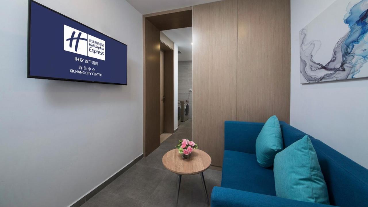 Holiday Inn Express - Xichang City Center By Ihg Exteriér fotografie