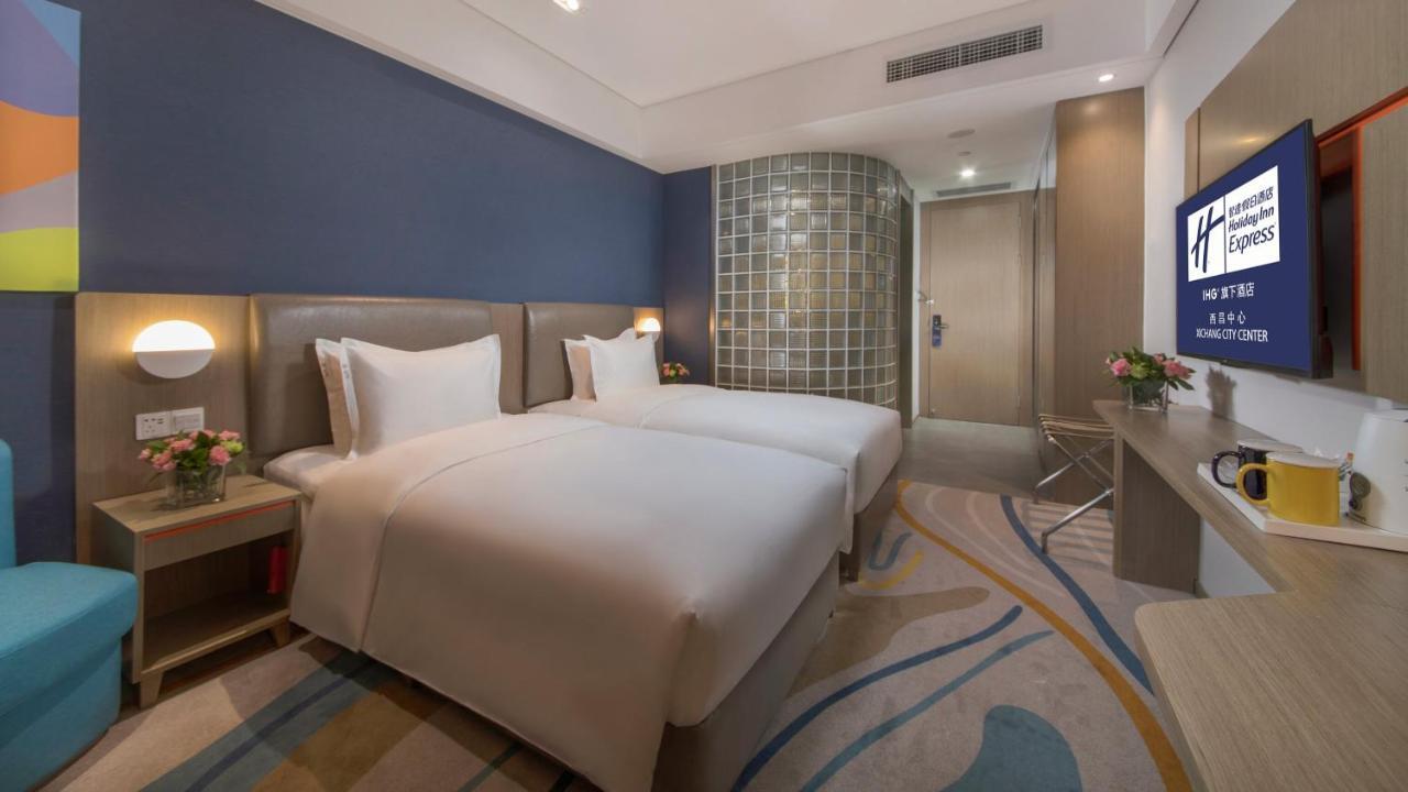 Holiday Inn Express - Xichang City Center By Ihg Exteriér fotografie