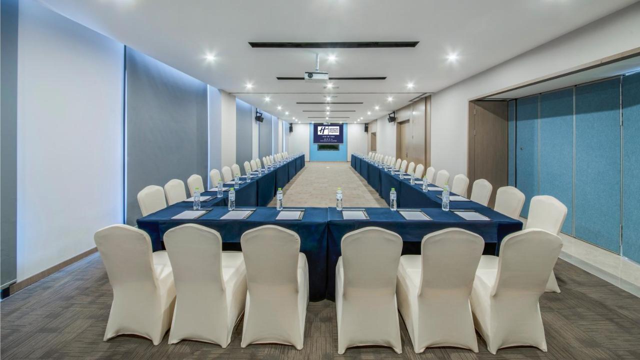 Holiday Inn Express - Xichang City Center By Ihg Exteriér fotografie