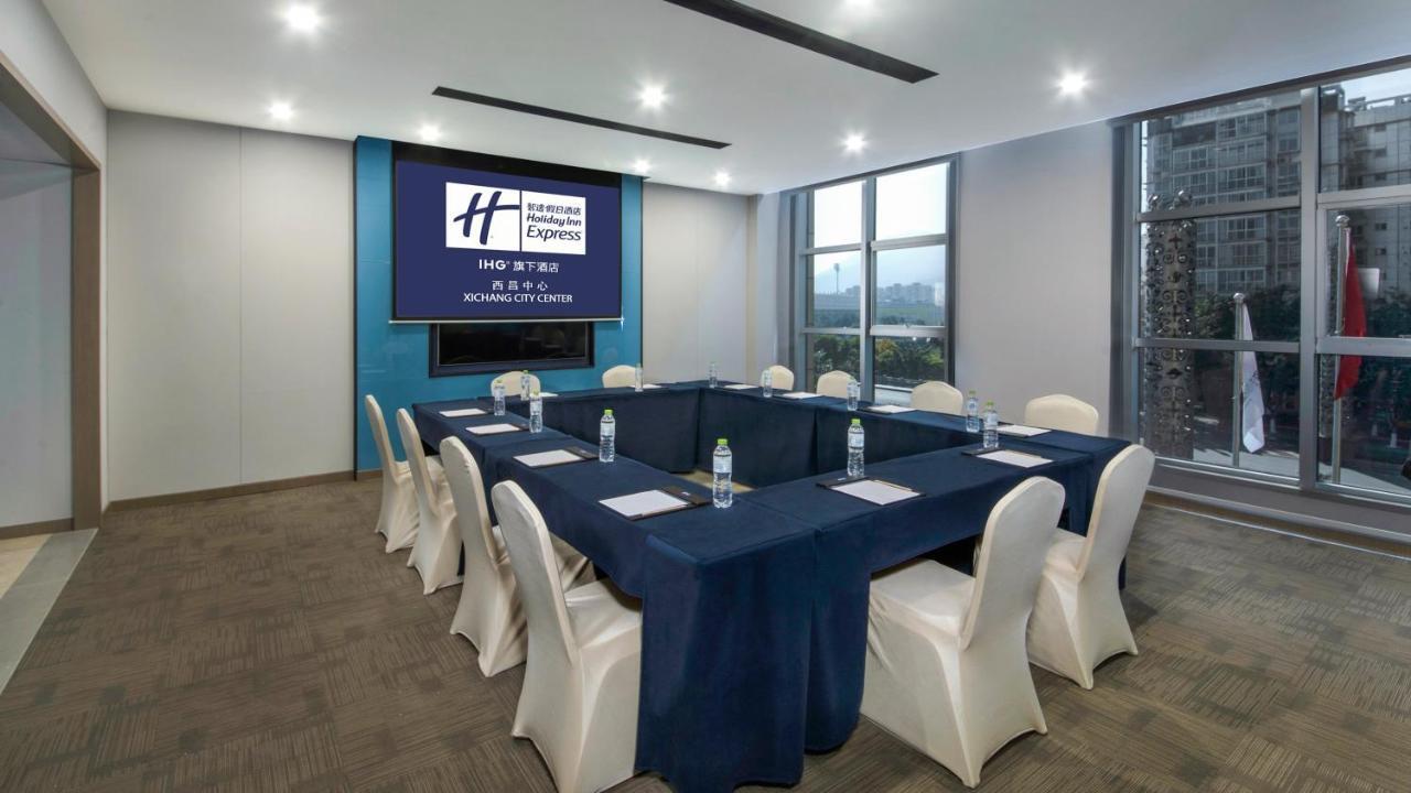 Holiday Inn Express - Xichang City Center By Ihg Exteriér fotografie